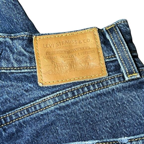 Levis Jeans Womens 24 (24x31) Blue Premium 70s High Rise Slim Straight Dark Wash - Picture 7 of 9